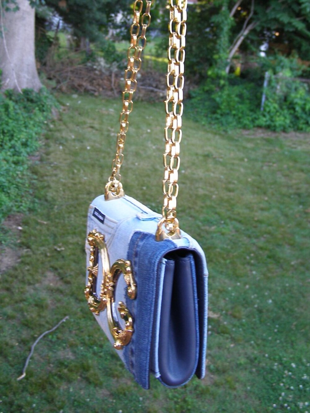 Dolce & Gabbana Denim Shoulder Crossbody bag with Gold Chain handles - Picture 12 of 16